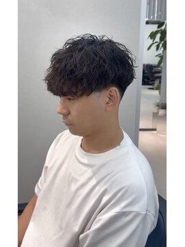 オン(on.) 刈り上げ薄め マッシュ