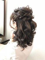 ロカット サロン(Roquat Salon)&nbsp;人気定番ハーフアップアレンジ【ヘアアレンジ　立川南口/立川】