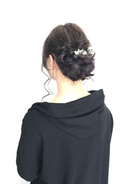 アヤナ バイ アヤラ(ayana by ayala) ふんわりシニオン風セット〈浦安 新浦安 葛西 南行徳〉