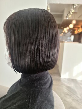 シア 新小岩店(SHEER) ミニボブ/イルミナカラー/オージュア(アクアヴィラ)