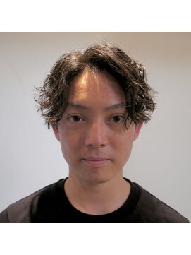 クランク(CRANK) 大人気センターパート＋ツイストスパイラルパーマ