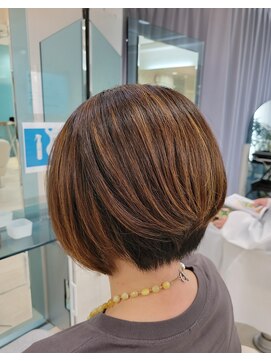 クオーター(QUARTER) ハイライトハンサムショート