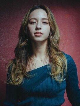 ヘアアンドメイク ルナルナ 天童店(HAIR&MAKE LUNA LUNA) 大人ロング