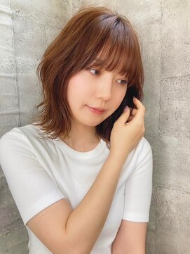 ブリス(VLISS) フレアウエーブボブ_ベージュカラーボブ