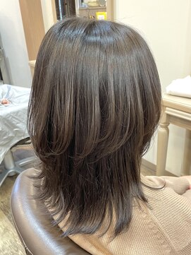 アルターリール(aL ter Rire) 切りっぱなしボブ/エアリーロング/ピンクブラウン/鎌取/中村郁未