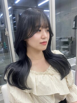 アイシー 表参道(ICY) 透明感カラー/レイヤーカット/ブルーブラック