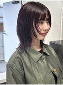 ミニウルフチェリーブラウンレイヤーカットぱっつん前髪