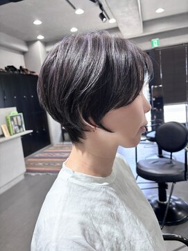 キャリー(Caly) Short