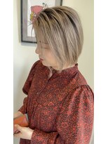 ハイク(HYKE)&nbsp;バレイヤージュ+大人ボブ