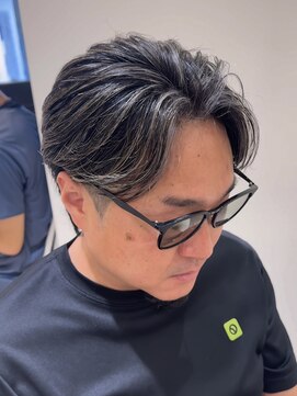 バース 梅田中崎町店(BIRTH) 50代40代白髪ぼかしシルバーメッシュバレイヤージュ