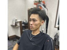 スタート(START)の雰囲気（大人のお客様も大人の色気を出してカッコよくします！）