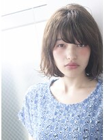 ヴィジョン(VISION)&nbsp;エフォートレス斜めバングハニーヘアマーメイドアッシュボブ