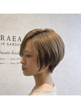 アストレアバイイーリス(ASTRAEA by Iris) 大人ショートカット