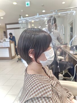 アッシュ 大泉学園店(Ash) 短すぎないショートボブ×イヤリングカラー【Ash大泉学園 横山】