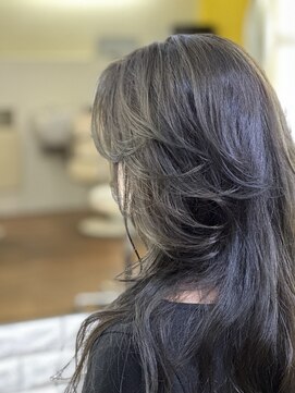 トランクサロンカッパード グレージュロングレイヤー