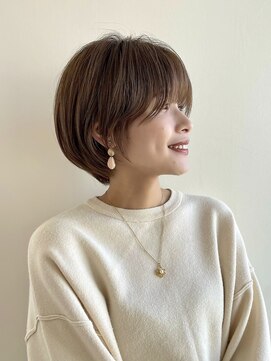 イヴォークトーキョーオーサカ(EVOKE TOKYO osaka) 丸み 可愛い おしゃれ 耳かけ ショート ベージュブラウン カラー