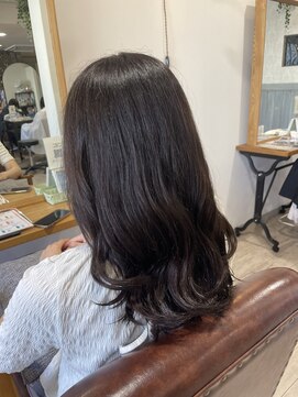 セライロ 千葉(celilo) 寒色ブラウン【千葉駅】