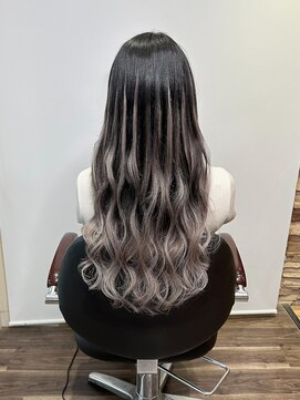 ビセ(VISE) 人気のバレイヤージュ風グラデーション