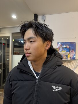 グッドプレイスアンドシング(Good Place&thing) 短めセンターパート