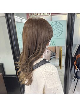 アイズ 本厚木(AIZU) ショコラブラウン