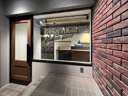 フリークバーバーショップ 河原町三条店(FREAK BARBER SHOP)の写真