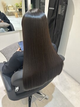 エミュスト(Emuest) 【松葉】髪質改善/髪質改善トリートメント/髪質改善