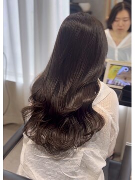 リス バイ ソヨン(Lis by SOYON) オリーブベージュ/グレーベージュ/レイヤーカット/前髪/髪質改善