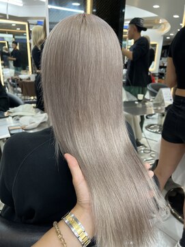 ラピス 渋谷本店(Lapis) ホワイトシルバー/ハイトーン/髪質改善/ストレート/海外風