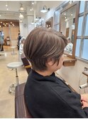 白髪ぼかしショートボブ