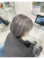 ボックスミコ(Box mico.)&nbsp;☆ホワイトグレーのシャドールーツ☆