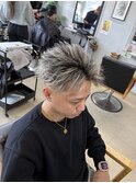ホワイトメッシュ×フェザーショート