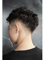 キングスマントーキョー カットクラブ 中野(KINGSMAN TOKYO CUTCLUB)&nbsp;ニュアンスパーマ/ツイストスパイラル/フェード[中野/MEN'S]