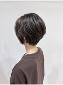 大人女性　ハンサムショート