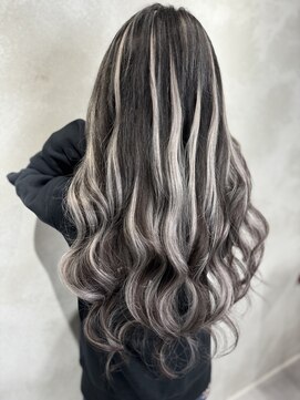 アルマバイロサ(ALMA by ROSA) コントラストハイライト×シールエクステ 担当SE-YA