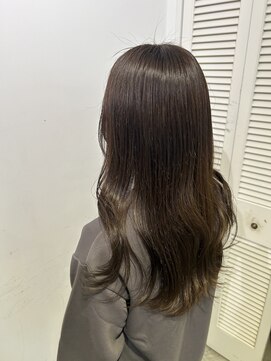 アドラーブル 万代店 (adorable) シースルーバングうる艶髪艶感似合わせカット美髪大人美人