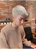ブリーチカラーフェード・スキンフェードツーブロック刈り上げ