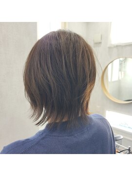 ペタロ(petalo.) 外ハネウルフレイヤーショート