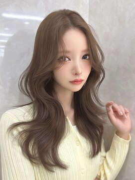 マウル 栄(MAEUL) 似合わせレイヤーカット　小顔顔まわり　ココアベージュ