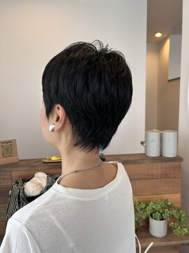 ミレナ(Milena) ベリーショート