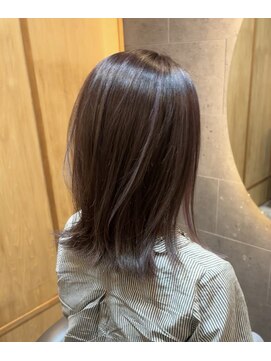 ロエ 平尾山荘(loe) 【ハイライトで魅せる髪設計】白髪ぼかし