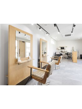 一人ひとりの髪質やクセを見極め、あなたにピッタリのスタイルをご提案☆あなたのなりたいを叶えてくれる♪