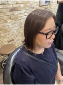 イヤリングカラー 切りっぱなしボブ インナーカラー 外ハネボブ