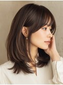 ミディアムレイヤー/顔まわりカット/ブラウンベージュ