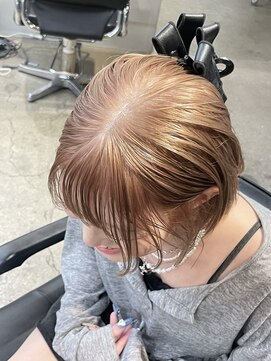 リラクオーレ 三宮 元町(LIRA CUORE) ベージュカラー