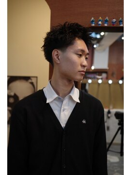 エディ(Edy) メンズスパイキーショート刈り上げツイストピンパーマ眉毛カット