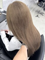 エゴル ナゴヤサカエ(ENGOL NAGOYA SAKAE)&nbsp;新美蓮/ミルクティー/ミルクティーベージュ/ブリーチ