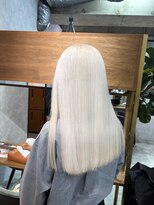 シールドヘアー 沖縄 新都心(C'LD Hair) ホワイト/那覇美容室/新都心美容室