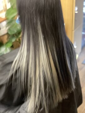 シャイニー ヘアー ダイス(SHINY HAIR DaiCe) モノクロインナーカラー