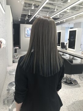 アース 札幌駅前店(HAIR&MAKE EARTH) インナーカラーブルー