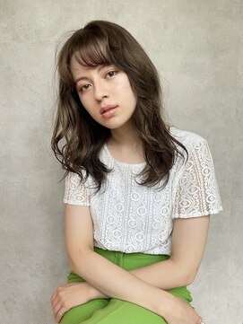 メゾンドイギー(MAISON de IGGY) 美髪ロングのウエーブヘア#大人かわいい透け感ブラウン##ツヤ髪